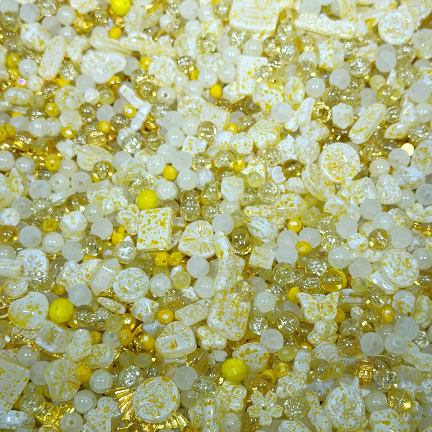 Glass beads-Yellow Mix (for beadable pens, keychains, phone chains)